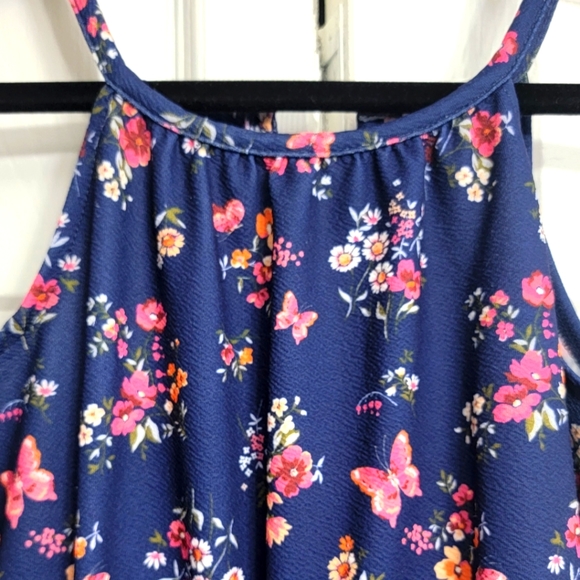 Forever Me Girls Floral Crepe Halter Neck Jumpsuit Size 10 Color: Navy Floral - Picture 5 of 7